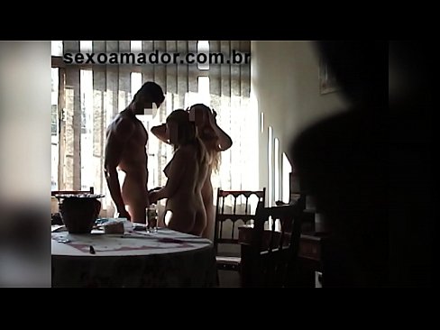 ❤️ Teman seks mengundang pria raksasa dan threesome bersamanya ️ Video porno di porno id.mypornpics.ru ❤